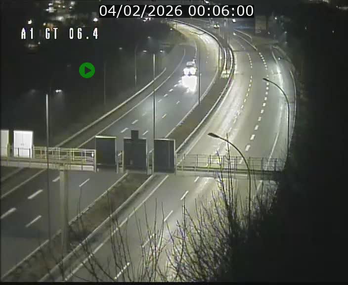 <h2>Traffic live webcam Luxembourg Hamm - A1 direction Sandweiler - BK 6.4</h2>