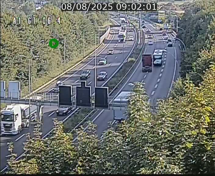<h2>Traffic live webcam Luxembourg Hamm - A1 direction Sandweiler - BK 6.4</h2>
