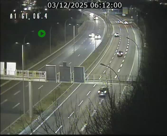 <h2>Traffic live webcam Luxembourg Hamm - A1 direction Sandweiler - BK 6.4</h2>