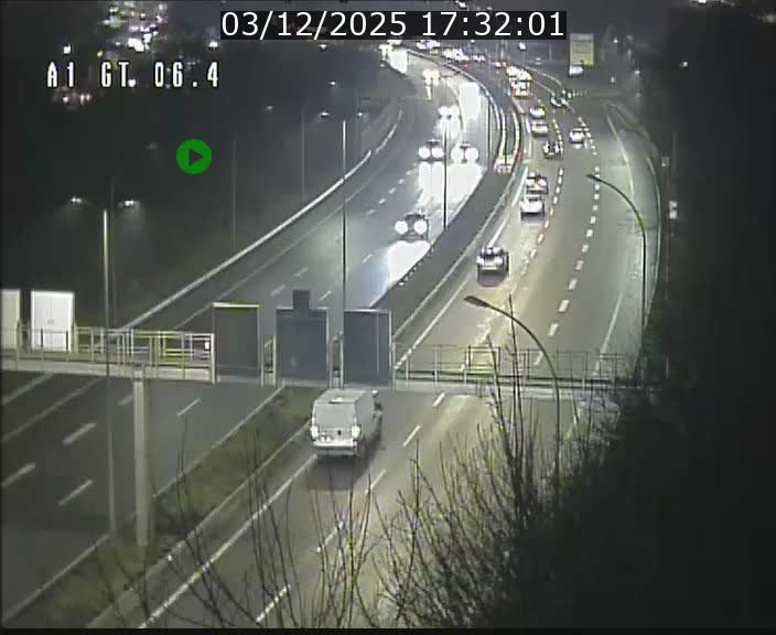 <h2>Traffic live webcam Luxembourg Hamm - A1 direction Sandweiler - BK 6.4</h2>