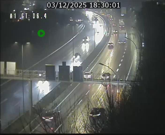 <h2>Traffic live webcam Luxembourg Hamm - A1 direction Sandweiler - BK 6.4</h2>