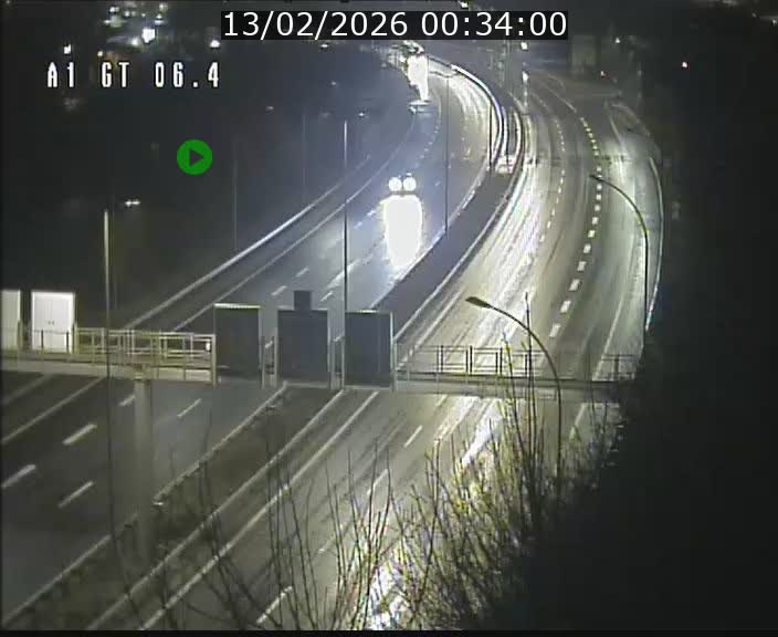 <h2>Traffic live webcam Luxembourg Hamm - A1 direction Sandweiler - BK 6.4</h2>