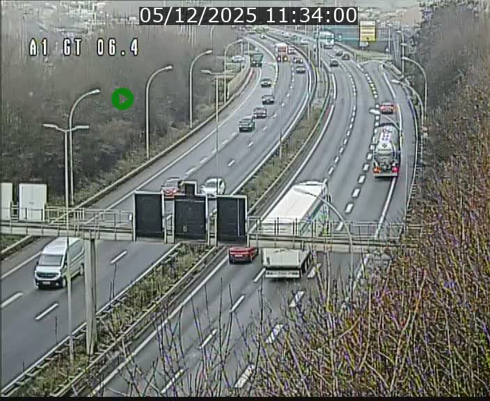 <h2>Traffic live webcam Luxembourg Hamm - A1 direction Sandweiler - BK 6.4</h2>