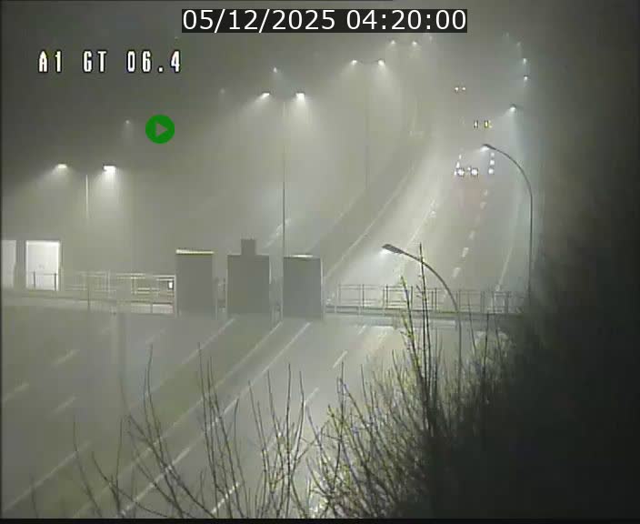 <h2>Traffic live webcam Luxembourg Hamm - A1 direction Sandweiler - BK 6.4</h2>