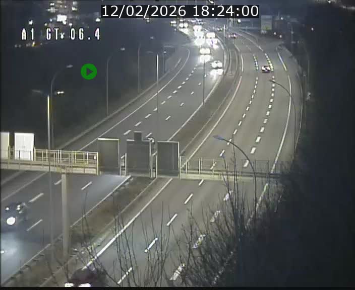 <h2>Traffic live webcam Luxembourg Hamm - A1 direction Sandweiler - BK 6.4</h2>