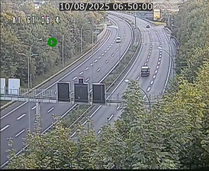 <h2>Traffic live webcam Luxembourg Hamm - A1 direction Sandweiler - BK 6.4</h2>