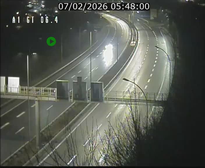 <h2>Traffic live webcam Luxembourg Hamm - A1 direction Sandweiler - BK 6.4</h2>