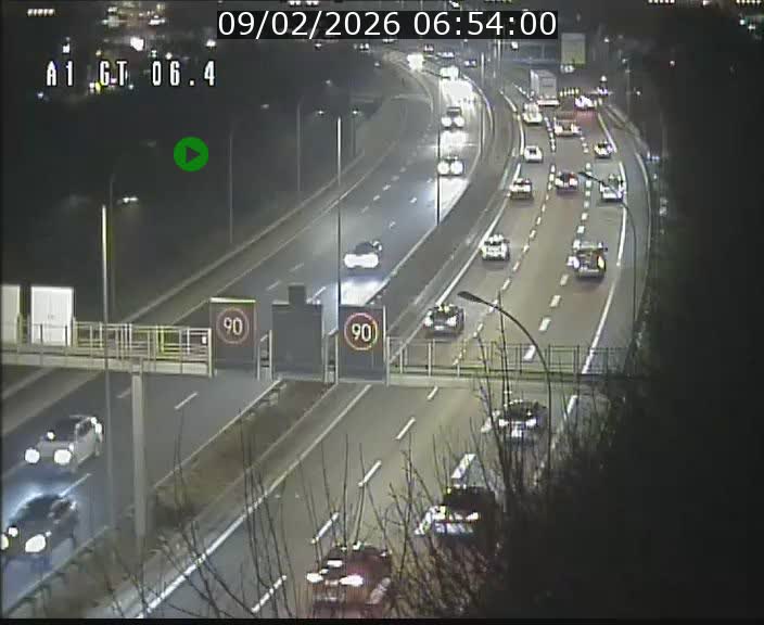 <h2>Traffic live webcam Luxembourg Hamm - A1 direction Sandweiler - BK 6.4</h2>