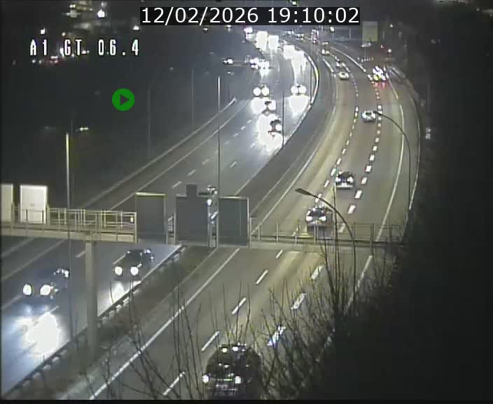 <h2>Traffic live webcam Luxembourg Hamm - A1 direction Sandweiler - BK 6.4</h2>