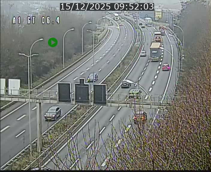 <h2>Traffic live webcam Luxembourg Hamm - A1 direction Sandweiler - BK 6.4</h2>