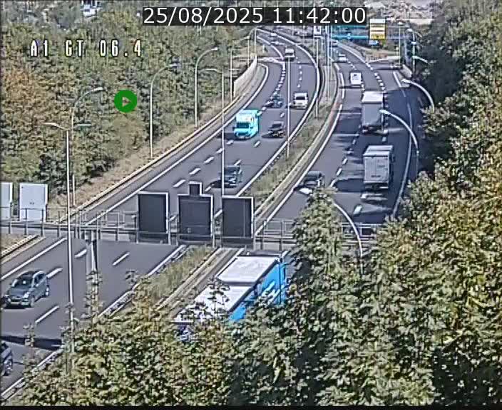 <h2>Traffic live webcam Luxembourg Hamm - A1 direction Sandweiler - BK 6.4</h2>