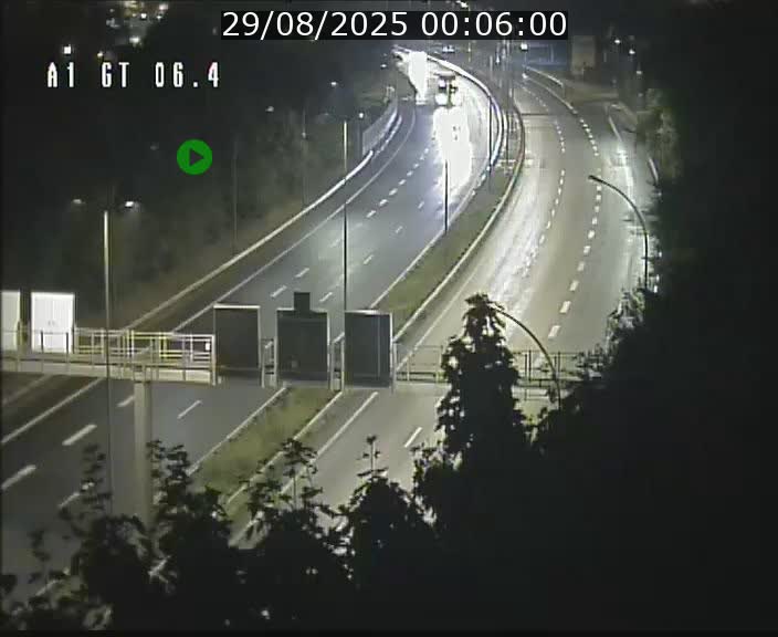 <h2>Traffic live webcam Luxembourg Hamm - A1 direction Sandweiler - BK 6.4</h2>
