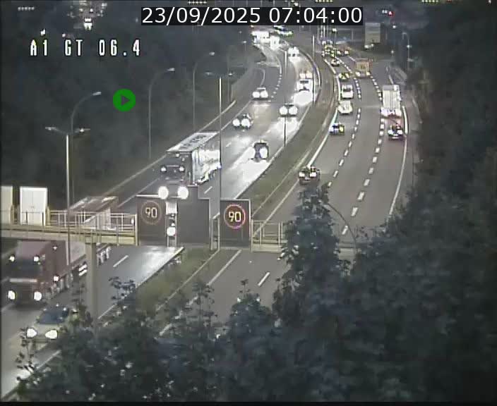 Traffic live webcam Luxembourg Hamm - A1 direction Sandweiler - BK 6.4