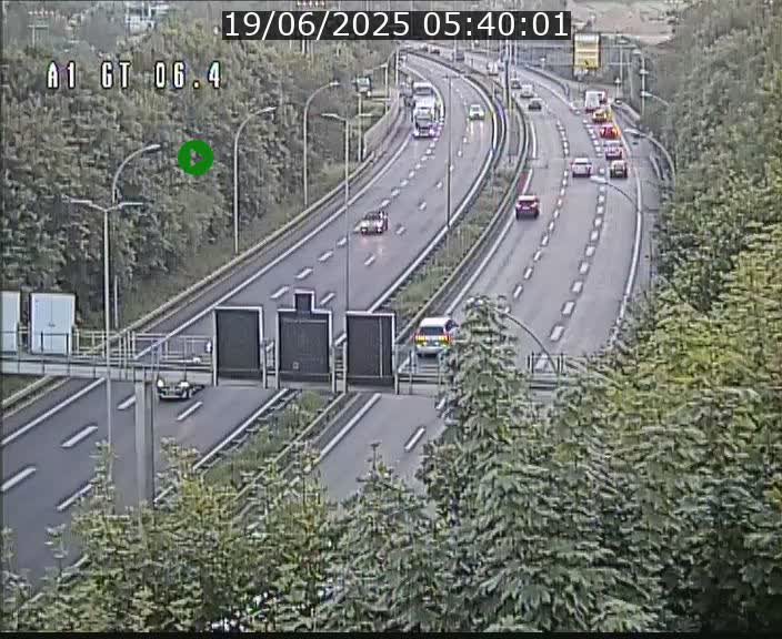 Traffic live webcam Luxembourg Hamm - A1 direction Sandweiler - BK 6.4