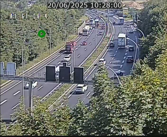 Traffic live webcam Luxembourg Hamm - A1 direction Sandweiler - BK 6.4
