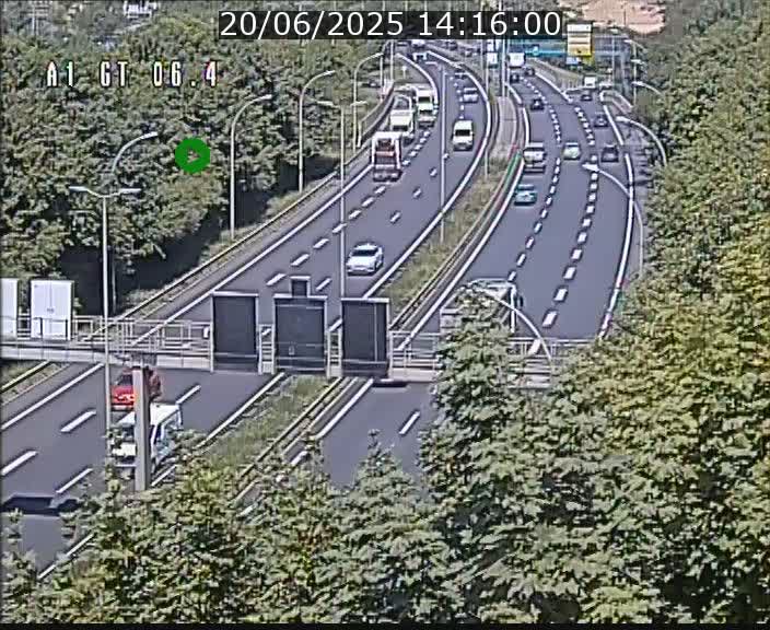Traffic live webcam Luxembourg Hamm - A1 direction Sandweiler - BK 6.4
