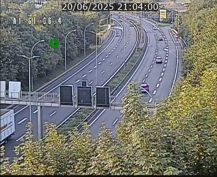 Traffic live webcam Luxembourg Hamm - A1 direction Sandweiler - BK 6.4