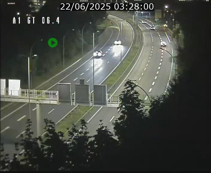 Traffic live webcam Luxembourg Hamm - A1 direction Sandweiler - BK 6.4