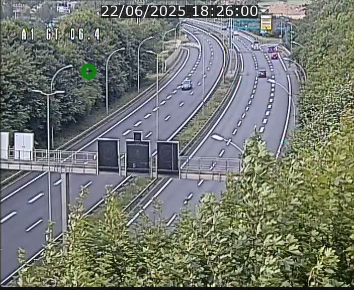 Traffic live webcam Luxembourg Hamm - A1 direction Sandweiler - BK 6.4