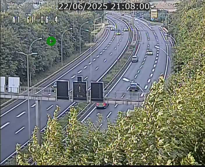 Traffic live webcam Luxembourg Hamm - A1 direction Sandweiler - BK 6.4