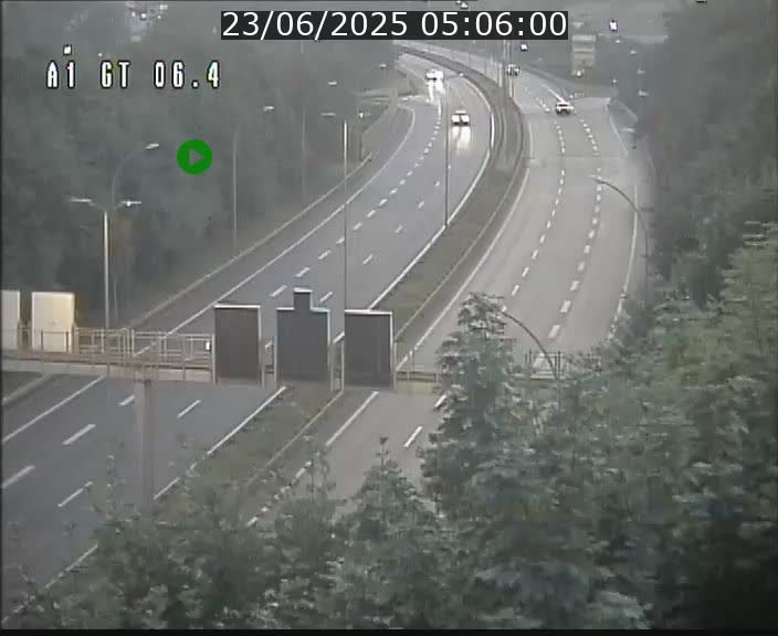 Traffic live webcam Luxembourg Hamm - A1 direction Sandweiler - BK 6.4