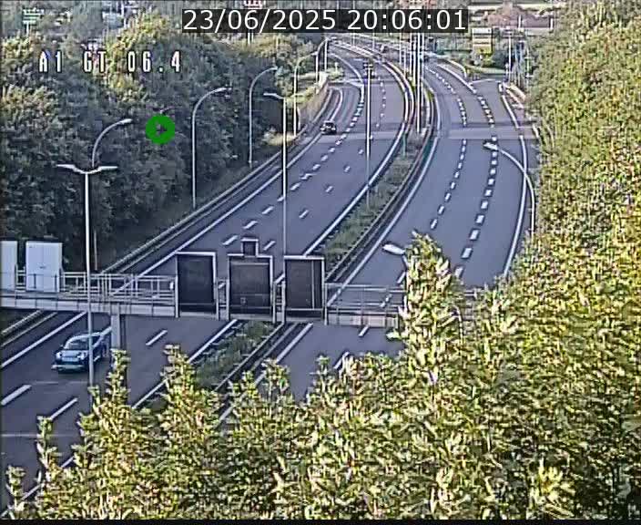 Traffic live webcam Luxembourg Hamm - A1 direction Sandweiler - BK 6.4