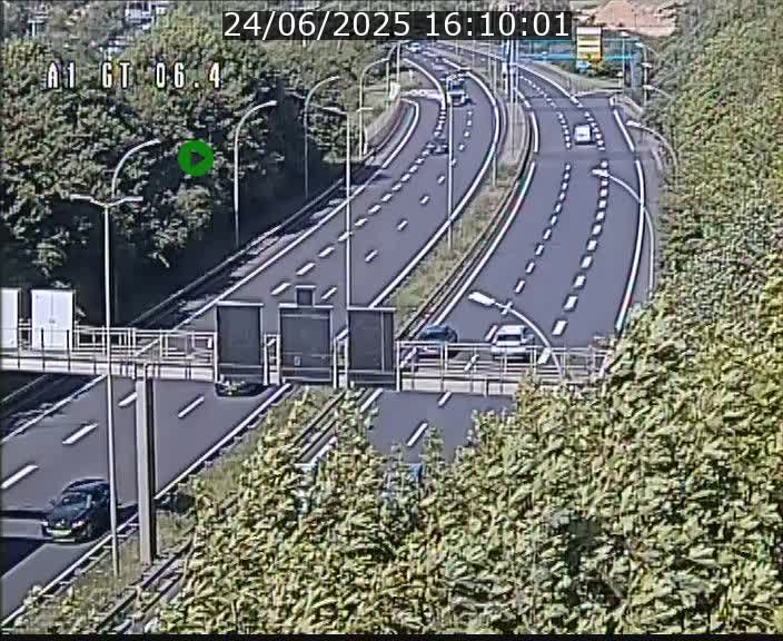 Traffic live webcam Luxembourg Hamm - A1 direction Sandweiler - BK 6.4