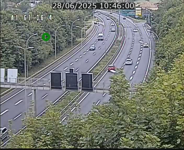 Traffic live webcam Luxembourg Hamm - A1 direction Sandweiler - BK 6.4