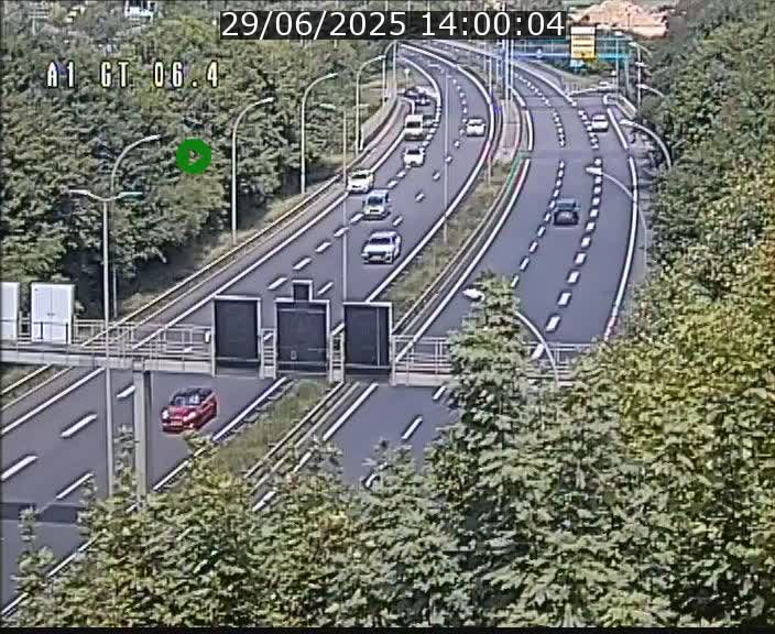 Traffic live webcam Luxembourg Hamm - A1 direction Sandweiler - BK 6.4