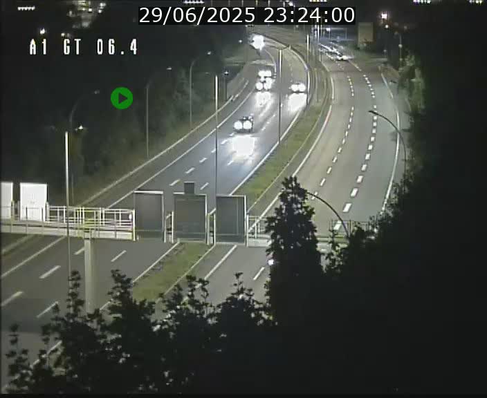 Traffic live webcam Luxembourg Hamm - A1 direction Sandweiler - BK 6.4