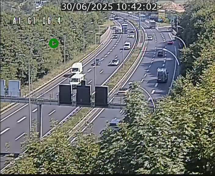 Traffic live webcam Luxembourg Hamm - A1 direction Sandweiler - BK 6.4