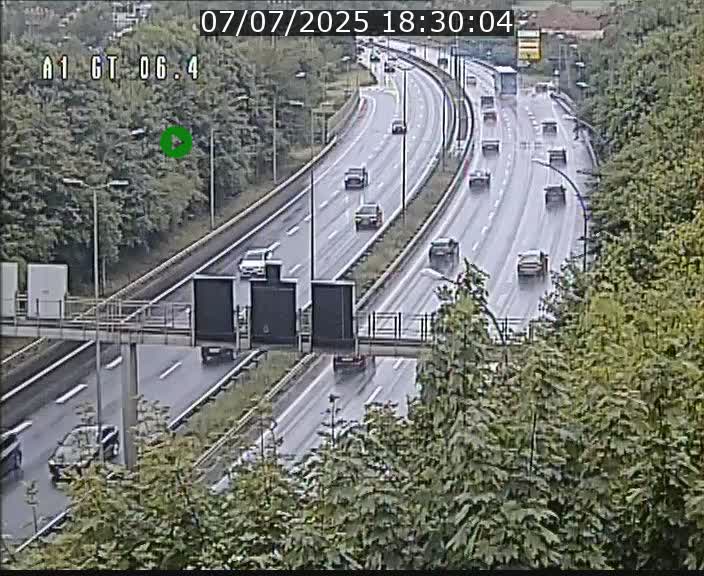 Traffic live webcam Luxembourg Hamm - A1 direction Sandweiler - BK 6.4