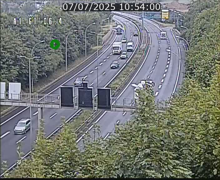 Traffic live webcam Luxembourg Hamm - A1 direction Sandweiler - BK 6.4