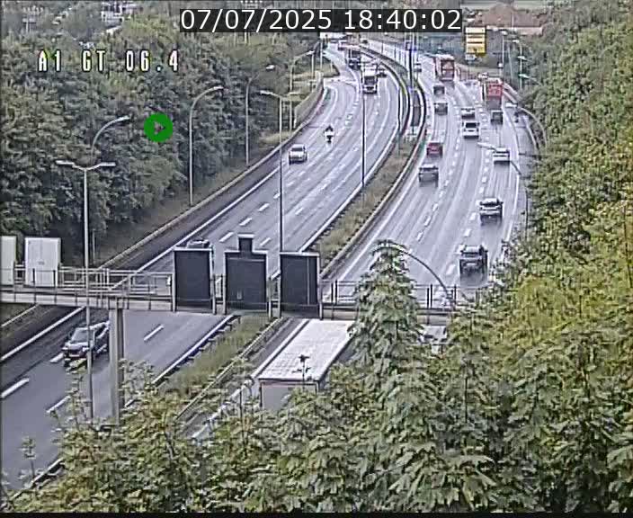 Traffic live webcam Luxembourg Hamm - A1 direction Sandweiler - BK 6.4