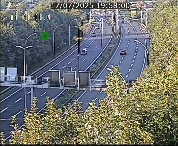 Traffic live webcam Luxembourg Hamm - A1 direction Sandweiler - BK 6.4