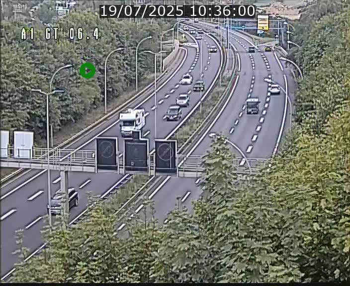 Traffic live webcam Luxembourg Hamm - A1 direction Sandweiler - BK 6.4