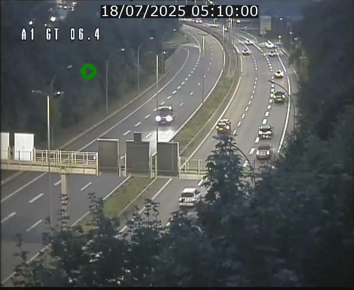 Traffic live webcam Luxembourg Hamm - A1 direction Sandweiler - BK 6.4