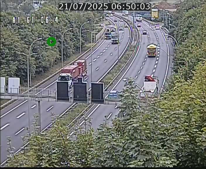 Traffic live webcam Luxembourg Hamm - A1 direction Sandweiler - BK 6.4