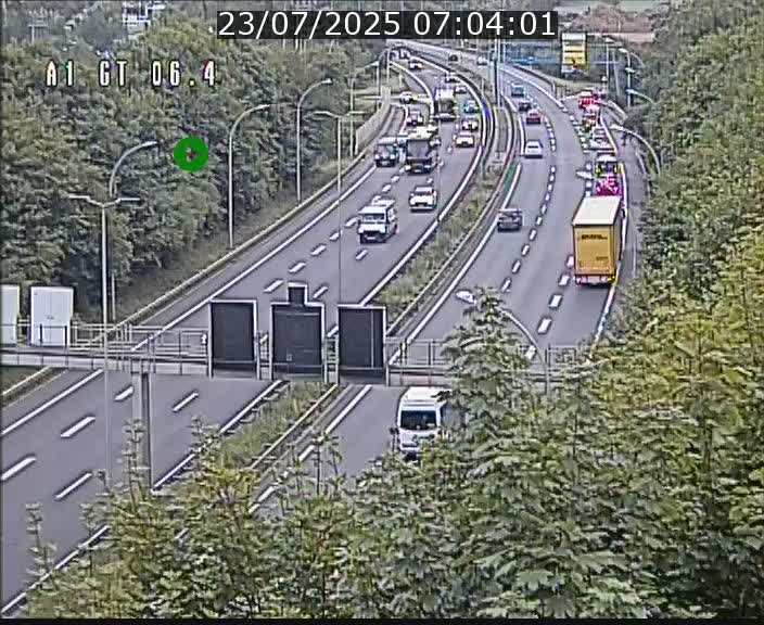 Traffic live webcam Luxembourg Hamm - A1 direction Sandweiler - BK 6.4