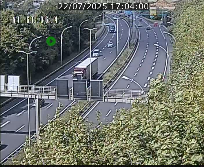 Traffic live webcam Luxembourg Hamm - A1 direction Sandweiler - BK 6.4