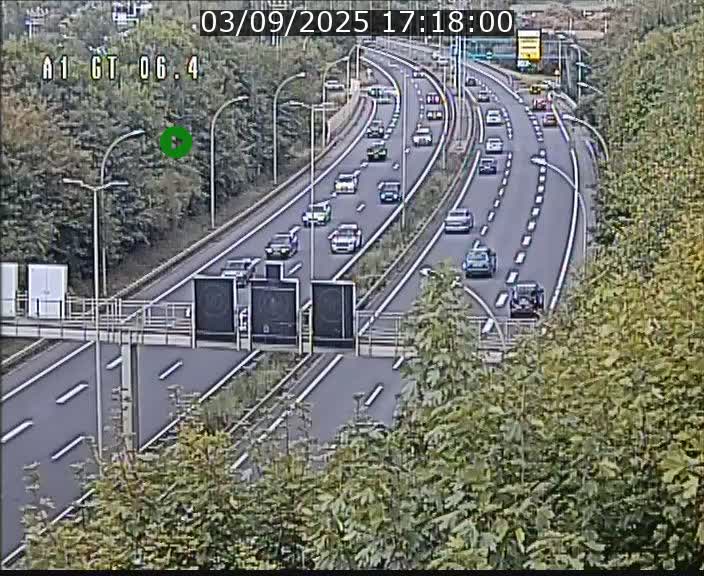 Traffic live webcam Luxembourg Hamm - A1 direction Sandweiler - BK 6.4