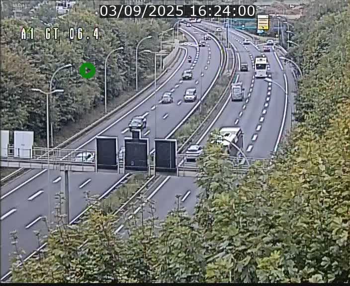 Traffic live webcam Luxembourg Hamm - A1 direction Sandweiler - BK 6.4