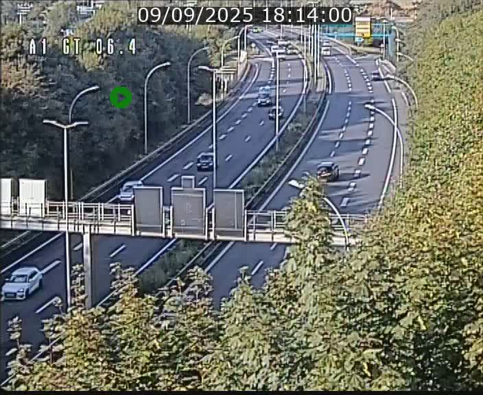 Traffic live webcam Luxembourg Hamm - A1 direction Sandweiler - BK 6.4