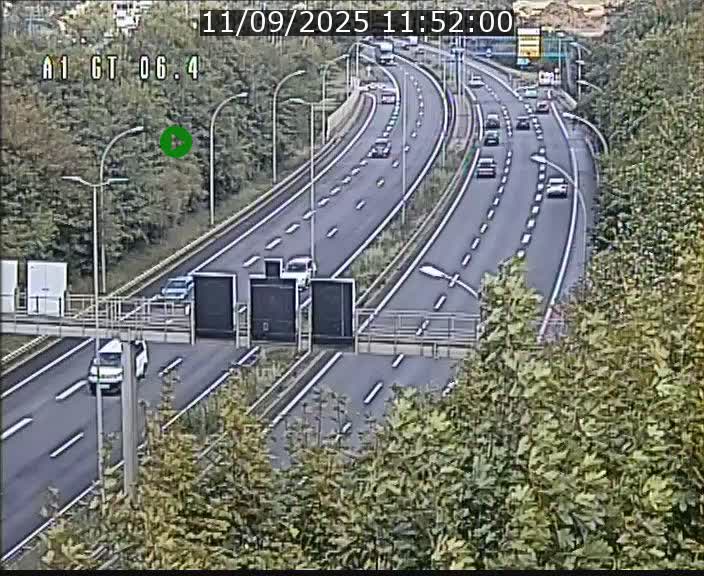 Traffic live webcam Luxembourg Hamm - A1 direction Sandweiler - BK 6.4