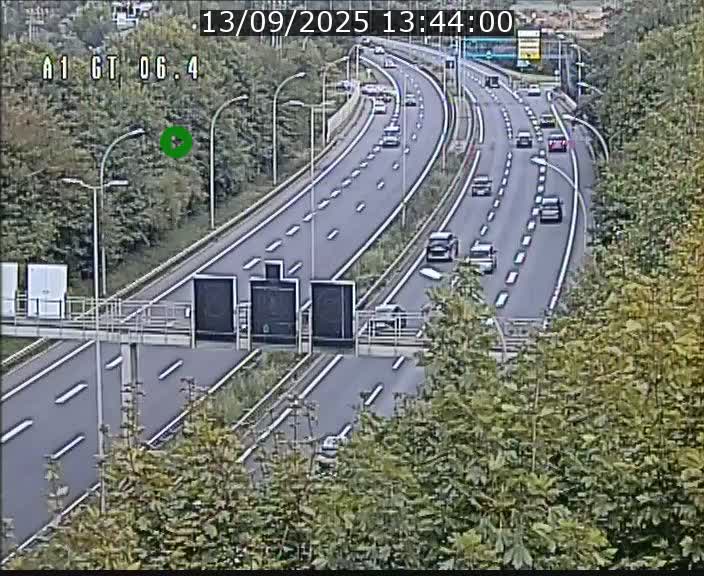 Traffic live webcam Luxembourg Hamm - A1 direction Sandweiler - BK 6.4
