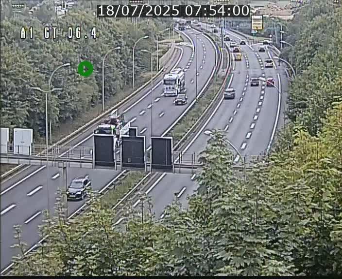 <h2>Traffic live webcam Luxembourg Hamm - A1 direction Sandweiler - BK 6.4</h2>