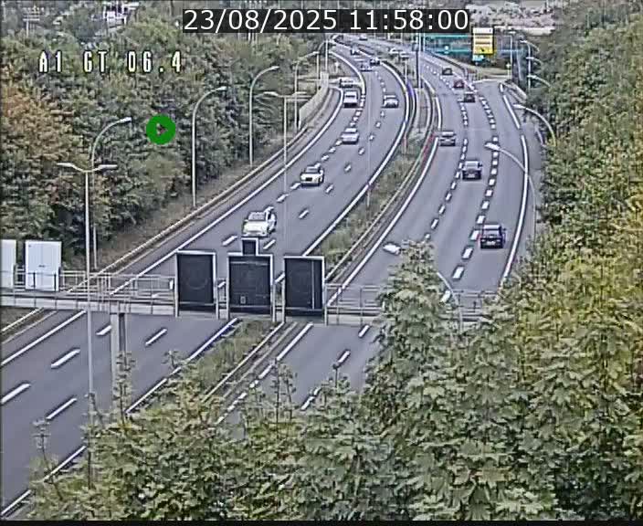 <h2>Traffic live webcam Luxembourg Hamm - A1 direction Sandweiler - BK 6.4</h2>