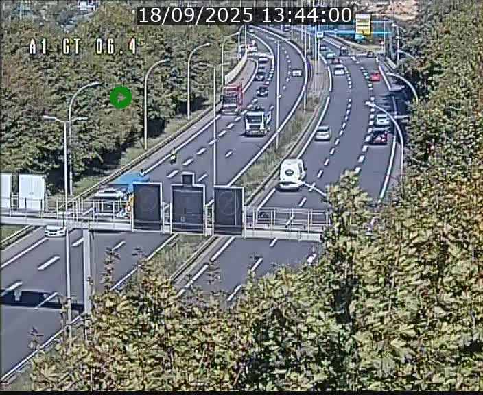 Traffic live webcam Luxembourg Hamm - A1 direction Sandweiler - BK 6.4