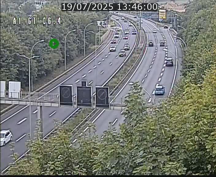<h2>Traffic live webcam Luxembourg Hamm - A1 direction Sandweiler - BK 6.4</h2>