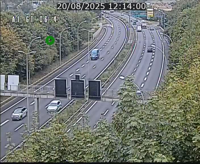 <h2>Traffic live webcam Luxembourg Hamm - A1 direction Sandweiler - BK 6.4</h2>